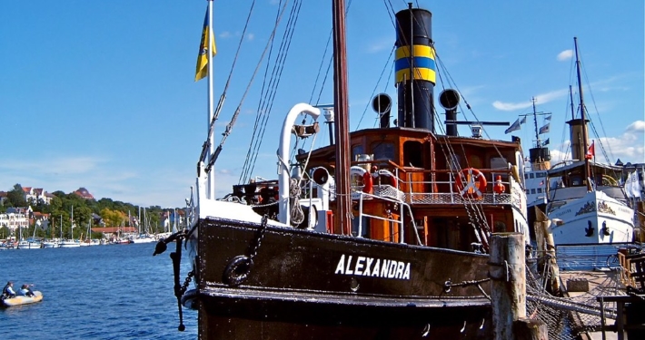 Alexandra Schiff