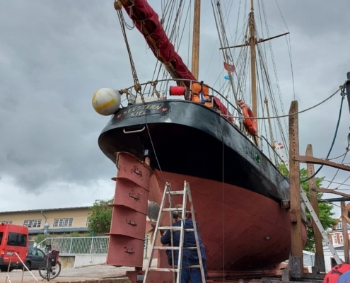 Traditionsschiffe in der Rathje Werft Kiel