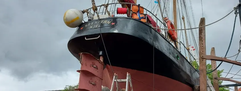 Traditionsschiffe in der Rathje Werft Kiel